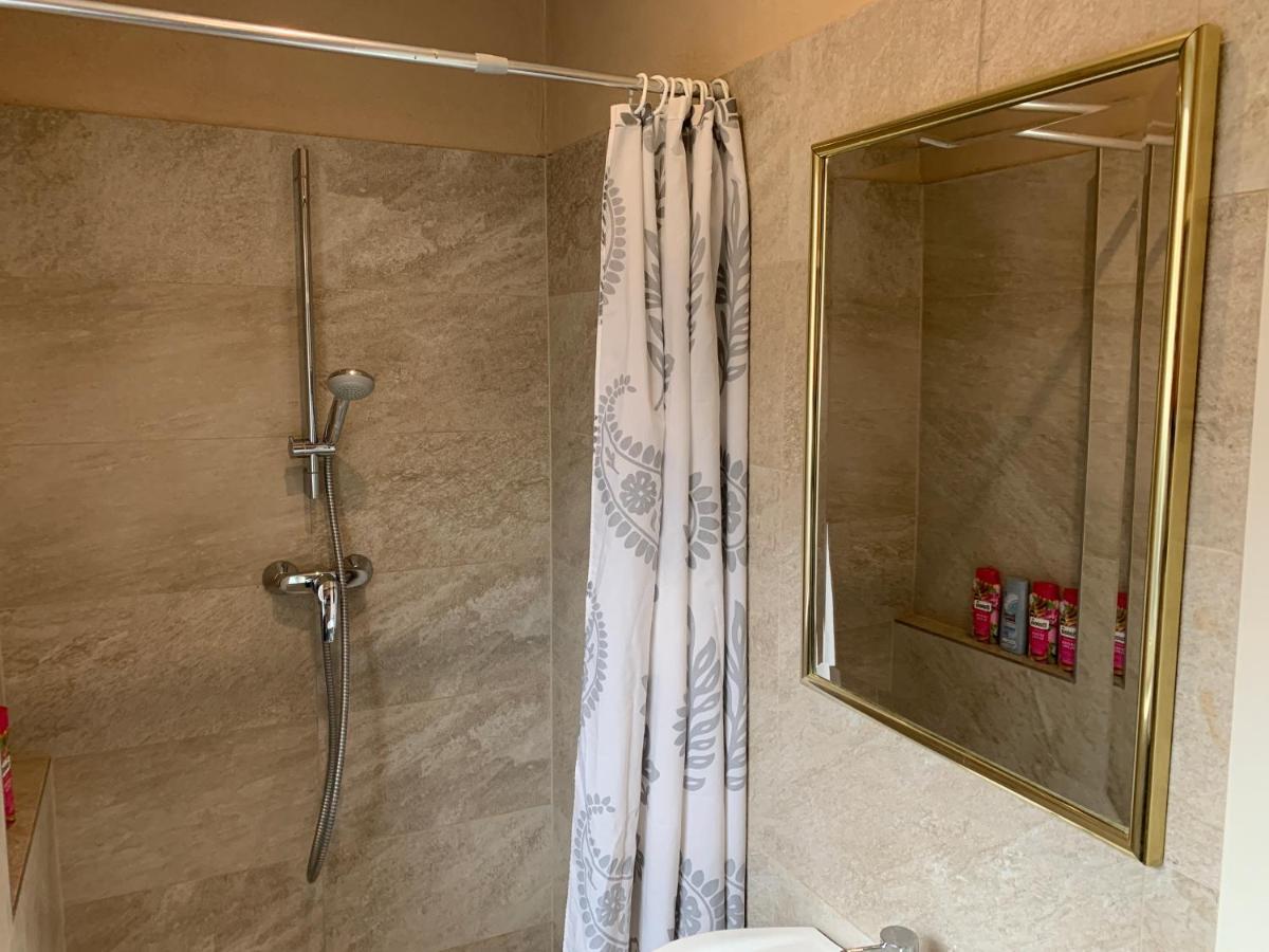 Book-A-Room Salzburg Apartment 5-6-7-8 Esterno foto
